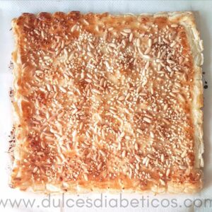 coca de hojaldre y crema sin azucar