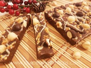Turron de praline de avellanas y chocolate