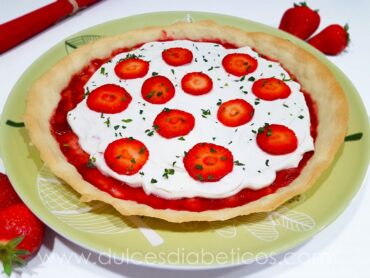 Pizza de frutas saludable (trampantojo)