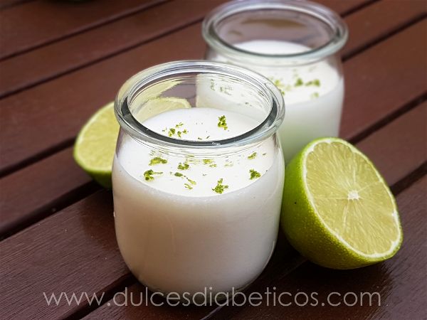 Mousse de lima sin azucar en vasitos