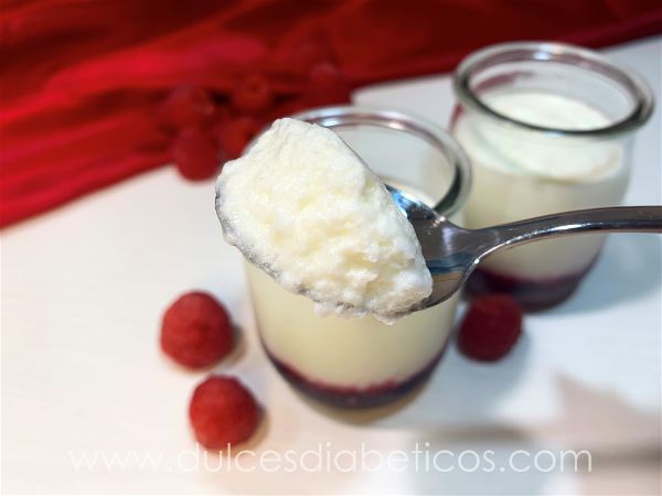 Vasitos de espuma de yogur light sin azucar