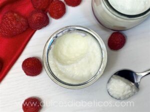 Vasitos de yogur espumoso light