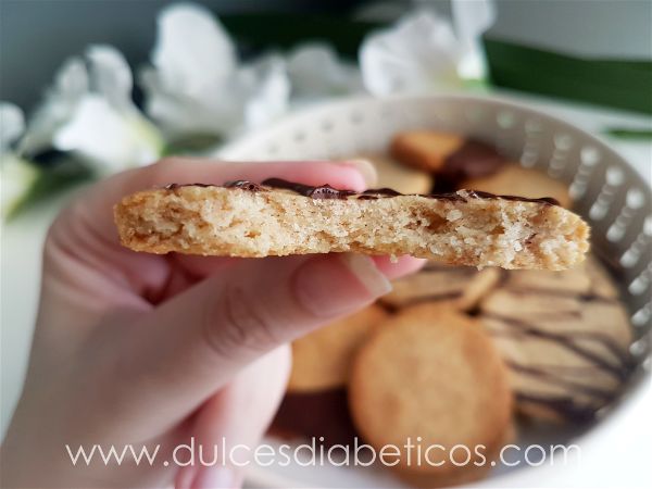 Galletas de espelta crujientes