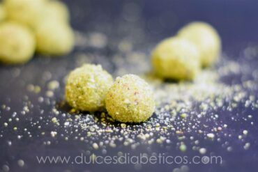 Trufas de chocolate blanco y pistachos sin azucar