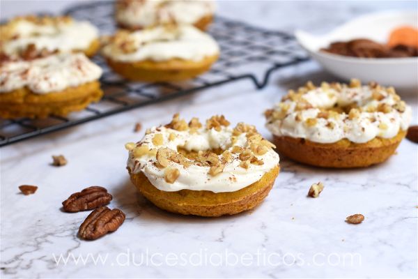 Donuts-de-carrot-cake-sin-azucar-w-opt