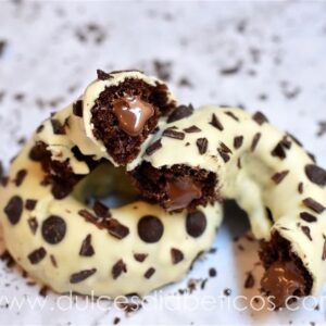 Donuts-de-avena-y-dos-chocolates-w-opt