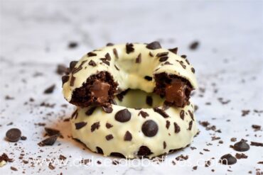 Donuts-de-chocolate-rellenos-sin-azucar-w-opt