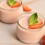Mousse de fresas y queso fresco sin azucar